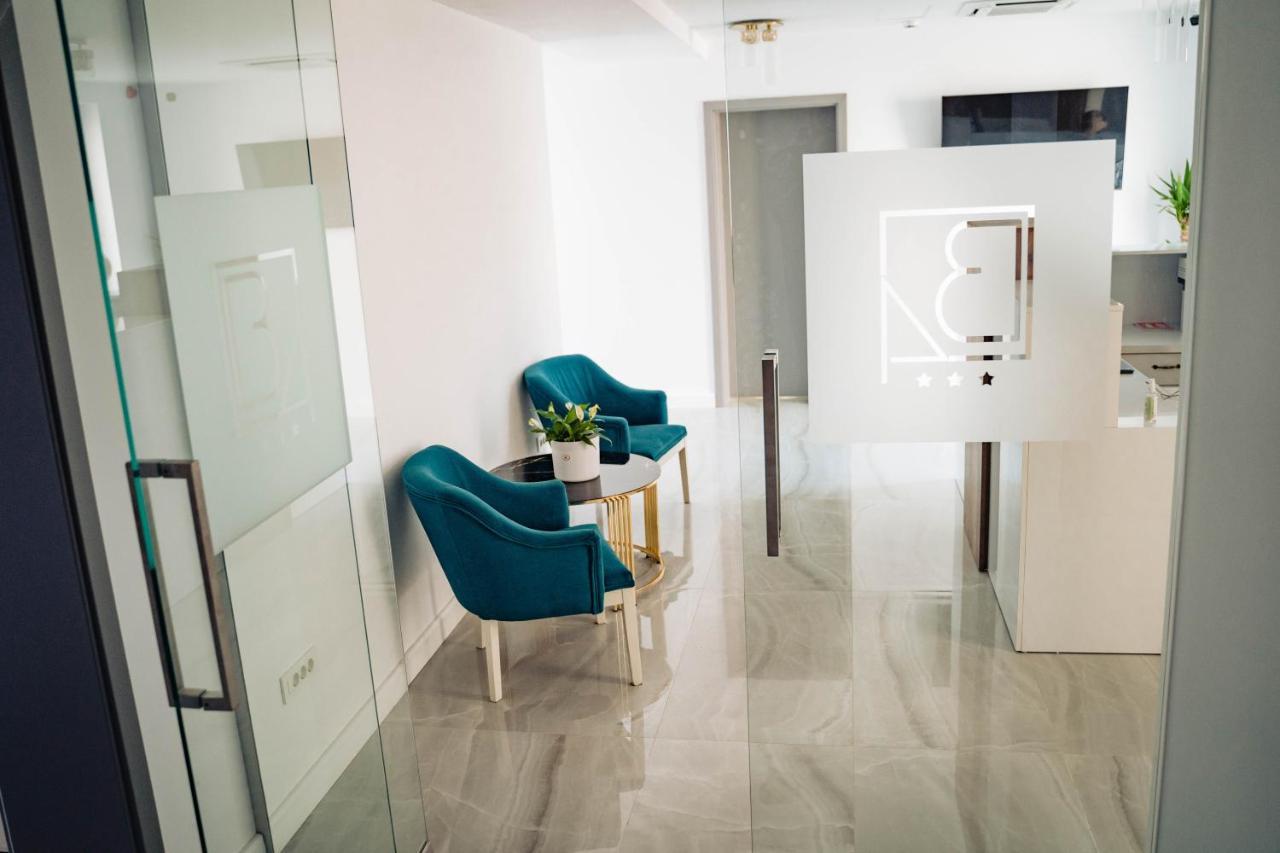 Hotel B4 오라데아 외부 사진