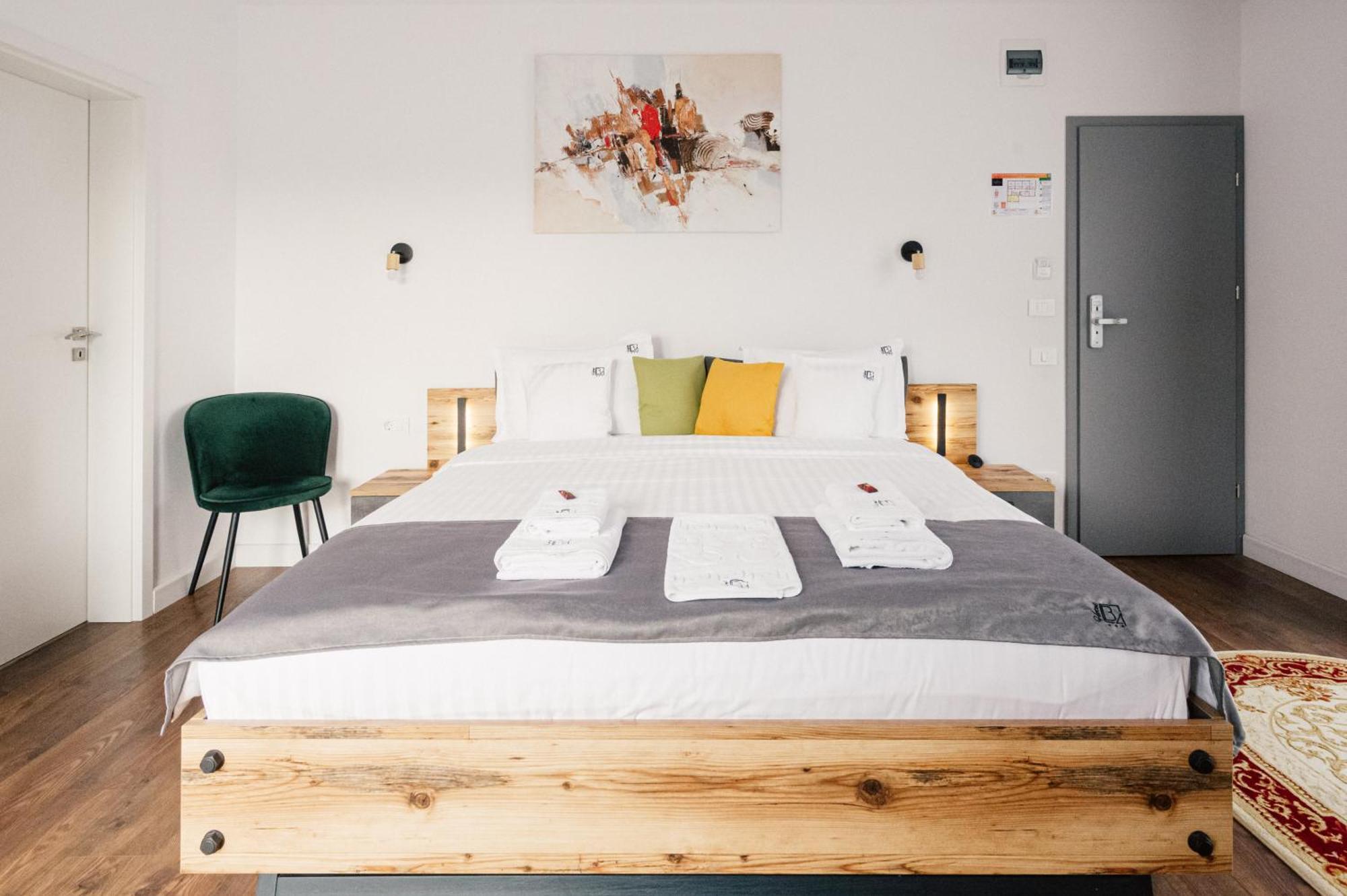 Hotel B4 오라데아 외부 사진